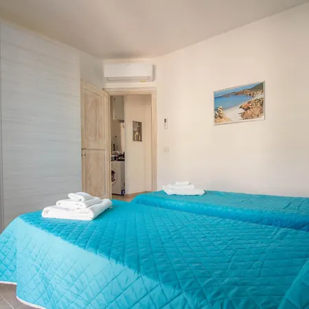 アパート Guesthost - Modern Apartment Near The Beach パラーウ