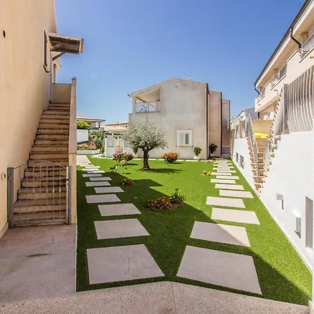Nuovissimo Con Piscina E Terrazza - A Due Passi Dalle Spiagge Daire *